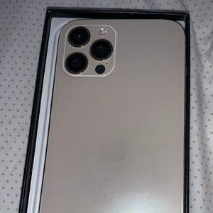 Meet your Posher, Denis